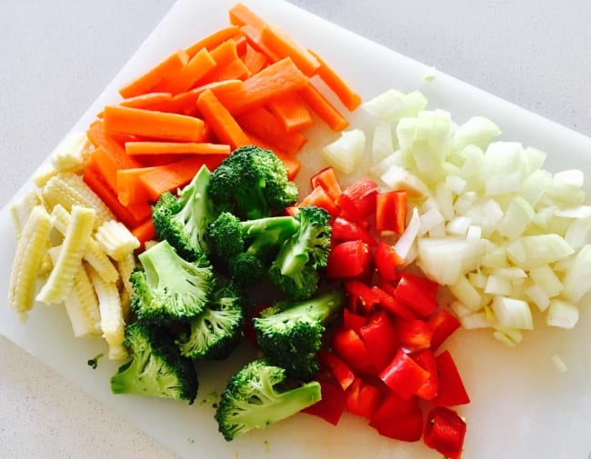 chopped-vegetables_t20_JYG9zk
